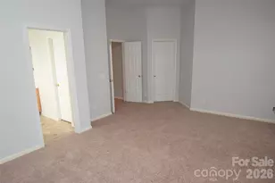 10214 Stoneykirk Ln, Charlotte, NC 28269 - Photo 17