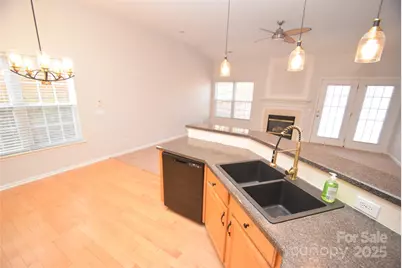 10214 Stoneykirk Lane, Charlotte, NC 28269 - Photo 11
