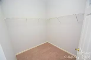 10214 Stoneykirk Ln, Charlotte, NC 28269 - Photo 19