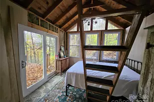 25 Hollow Log Rd, Burnsville, NC 28714 - Photo 17