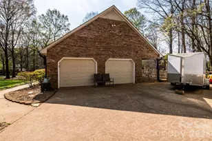1015 Quail Cir, Salisbury, NC 28147 - Photo 5