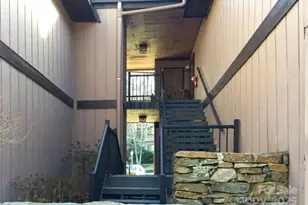 33 Lake Dr, Hendersonville, NC 28739 - Photo 3