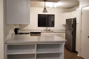 33 Lake Dr, Hendersonville, NC 28739 - Photo 5