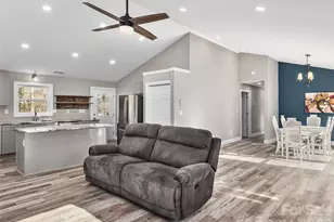 611 Peniel Rd, Columbus, NC 28722 - Photo 9