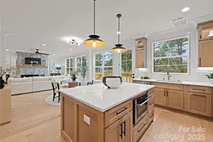 1641 Longfellow St, Charlotte, NC 28205 - Photo 25