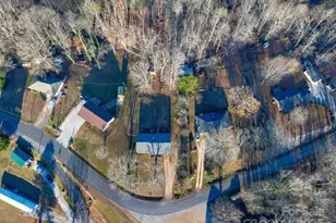 297 Amelia Dr, Marion, NC 28752 - Photo 7