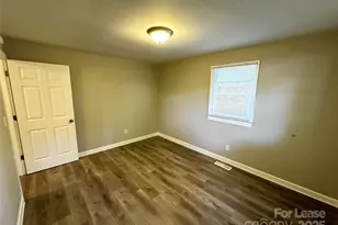 221 Bookington Dr, Lexington, NC 27292 - Photo 13