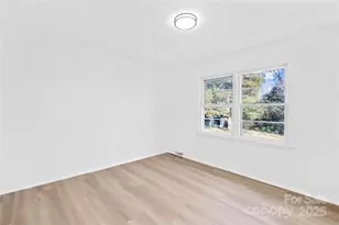 2405 Florida Ave, Kannapolis, NC 28083 - Photo 9