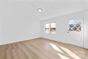 2405 Florida Ave, Kannapolis, NC 28083 - Photo 11