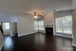 8601 Fieldcroft Dr, Charlotte, NC 28277 - Photo 9
