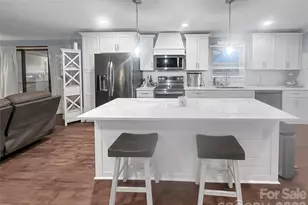 812 Hill St, Shelby, NC 28152 - Photo 17