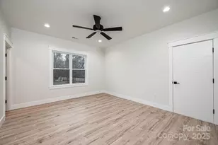 1328 33rd Ave Dr NE, Hickory, NC 28601 - Photo 37