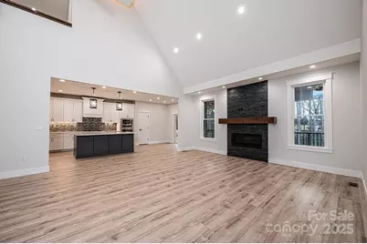 1328 33rd Avenue Drive NE, Hickory, NC 28601 - Photo 15