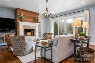 131 Nancy Ashworth Ln, Fairview, NC 28730 - Photo 9