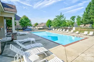 19105 Chandlers Landing Dr, Cornelius, NC 28031 - Photo 33