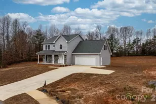 3723 Franklin Ct, Newton, NC 28658 - Photo 5