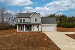 3723 Franklin Ct, Newton, NC 28658 - Photo 3