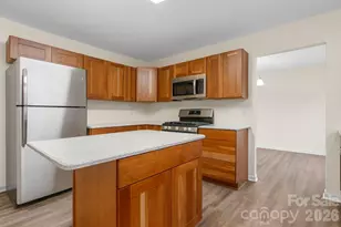 3723 Franklin Ct, Newton, NC 28658 - Photo 17