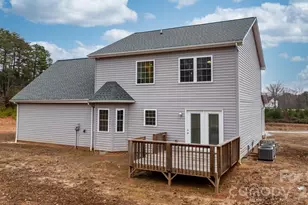 3723 Franklin Ct, Newton, NC 28658 - Photo 45