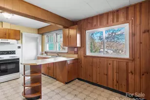 71 Lower Glady Fork Rd, Candler, NC 28715 - Photo 15