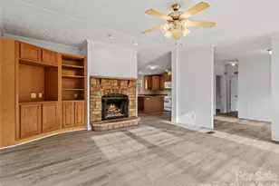 238 Cherry Holw, Burnsville, NC 28714 - Photo 3