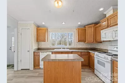 238 Cherry Hollow, Burnsville, NC 28714 - Photo 13