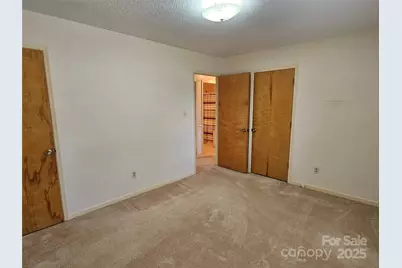 2486 Oxford Circle, Lancaster, SC 29720 - Photo 13