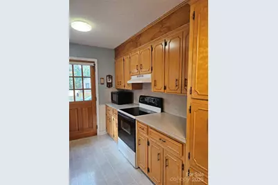 2486 Oxford Circle, Lancaster, SC 29720 - Photo 7