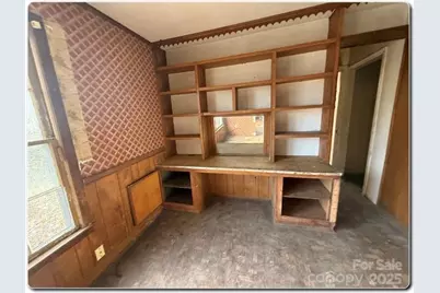 515 S Maple Street, Dallas, NC 28034 - Photo 9