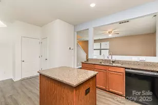 12304 Bending Branch Rd, Charlotte, NC 28227 - Photo 5