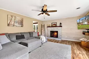 45 Due West Rd, Hendersonville, NC 28792 - Photo 3