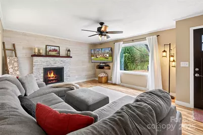 45 Due West Road, Hendersonville, NC 28792 - Photo 5