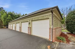 1117 Park West Dr, Charlotte, NC 28209 - Photo 33