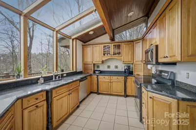 536 Harborside Drive, Nebo, NC 28761 - Photo 25