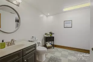 536 Harborside Dr, Nebo, NC 28761 - Photo 47