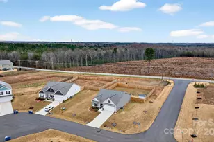 7563 Bridle Ct, Sherrills Ford, NC 28673 - Photo 31