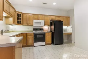 8684 Windsor Ridge Dr, Charlotte, NC 28277 - Photo 11