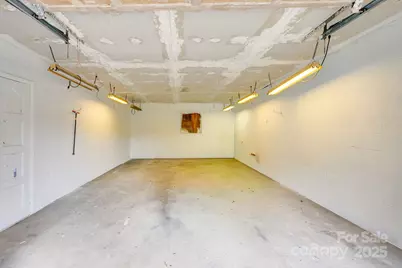 1510 1st Street Place SE, Hickory, NC 28602 - Photo 5