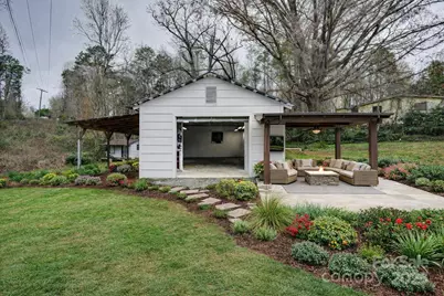 1510 1st Street Place SE, Hickory, NC 28602 - Photo 3