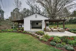 1510 1st St Pl SE, Hickory, NC 28602 - Photo 3