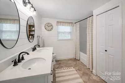 1510 1st Street Place SE, Hickory, NC 28602 - Photo 21