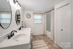 1510 1st St Pl SE, Hickory, NC 28602 - Photo 21