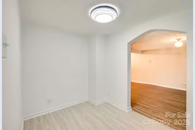 1510 1st Street Place SE, Hickory, NC 28602 - Photo 9