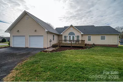 1611 Emmaus Walk, Conover, NC 28613 - Photo 37