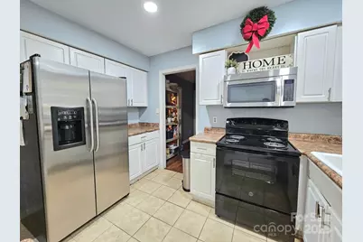 7344 Rena Mae Lane, Charlotte, NC 28227 - Photo 3