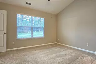 3220 Ernest Russell Ct, Charlotte, NC 28269 - Photo 35