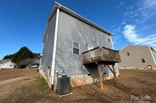 574 30th Ave Cir NE, Hickory, NC 28601 - Photo 19