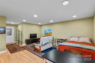 5 Elmore St, Asheville, NC 28804 - Photo 23