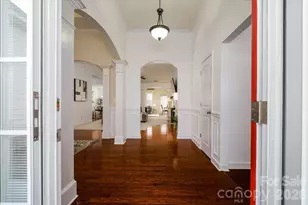 8928 Carneros Creek Rd, Charlotte, NC 28214 - Photo 5