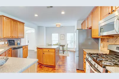 8017 Bridgegate Drive, Huntersville, NC 28078 - Photo 9